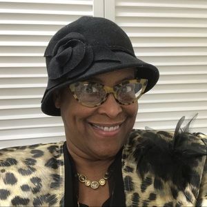 Meet your Posher, Rosa